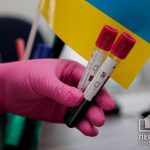 За 24 часа в Украине зафиксировали 810 новых случаев инфицирования коронавирусом