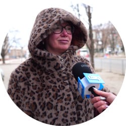 Местная жительница